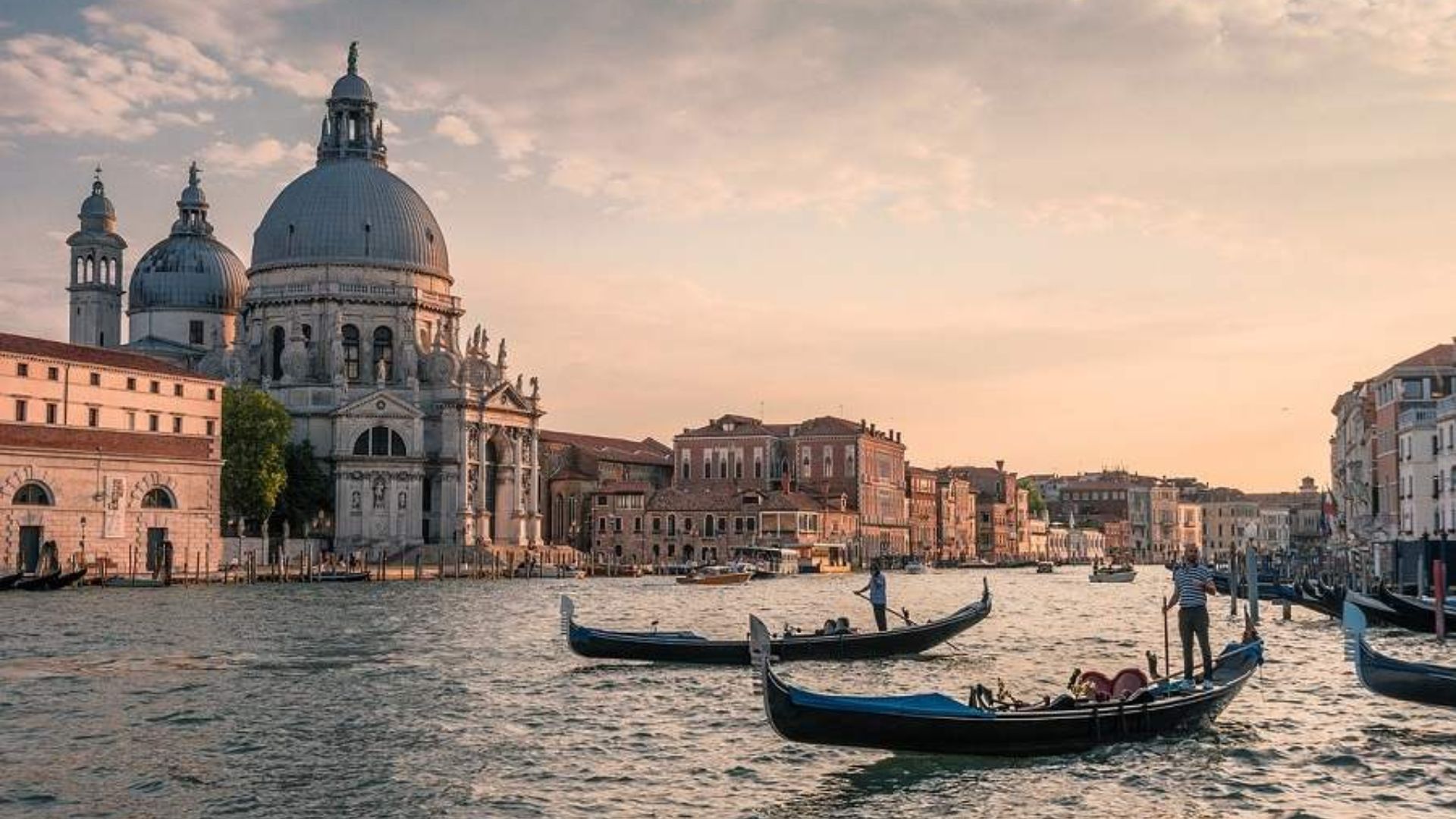 Wonders of Venice, Florence, Cinque Terre and Rome